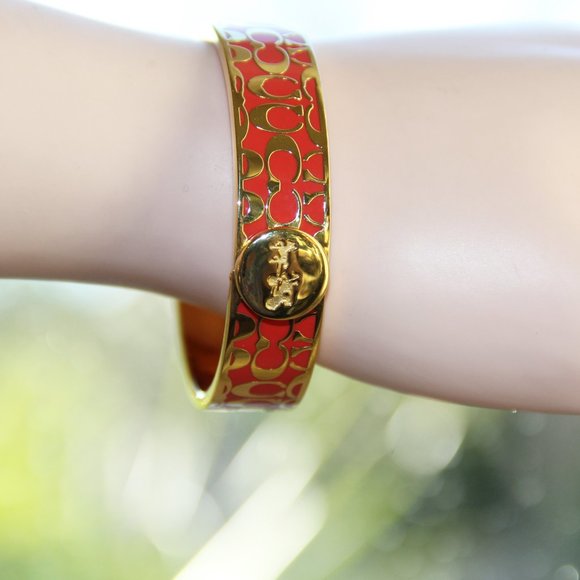Coach Legacy Signature C Hinged Bangle - Picture 5 of 13